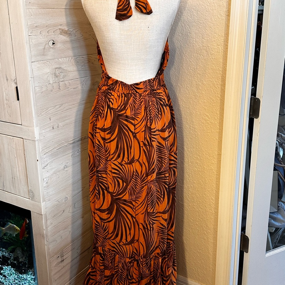 MinkPink size large Finley open back halter midi dress NWT - Picture 6 of 15